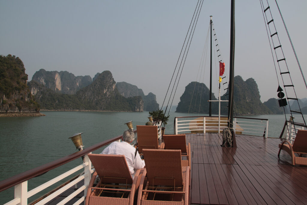 Cruise i Halong bukta